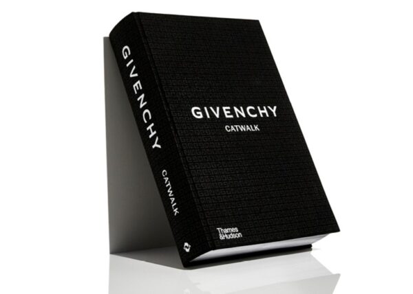 New Mags - Givenchy Catwalk